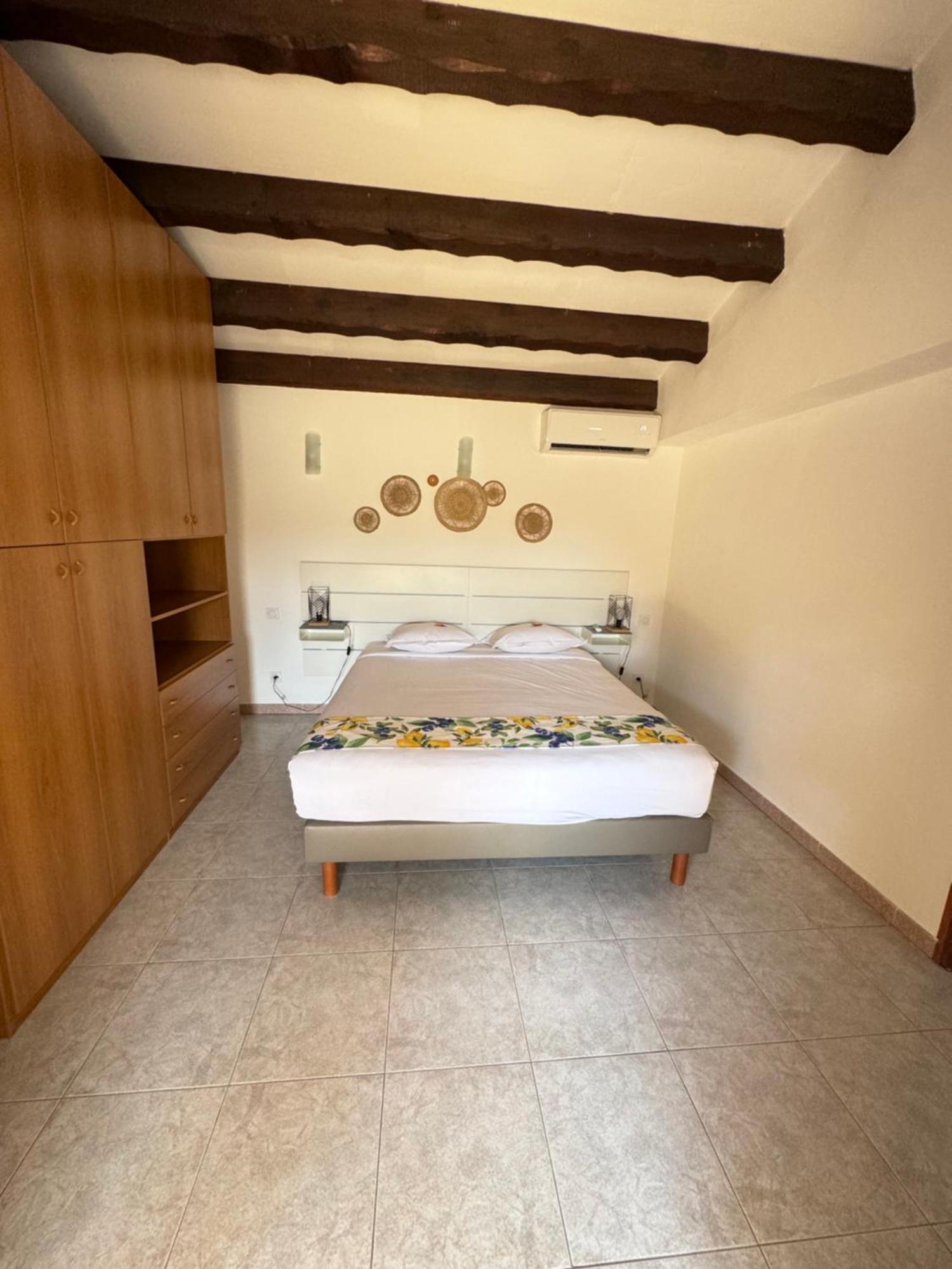 Residences Anna Сентури Екстериор снимка