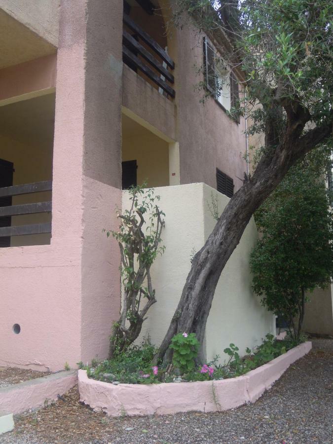 Residences Anna Сентури Екстериор снимка